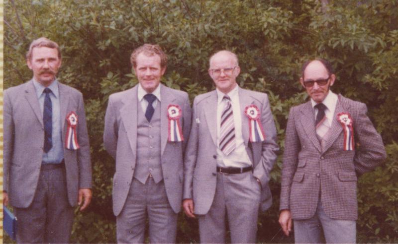 25-5-1978 10 jarig bestaan van drumband de Reef vlnr J. Schoenmaker, M. Polain, J. Stoorvogel en